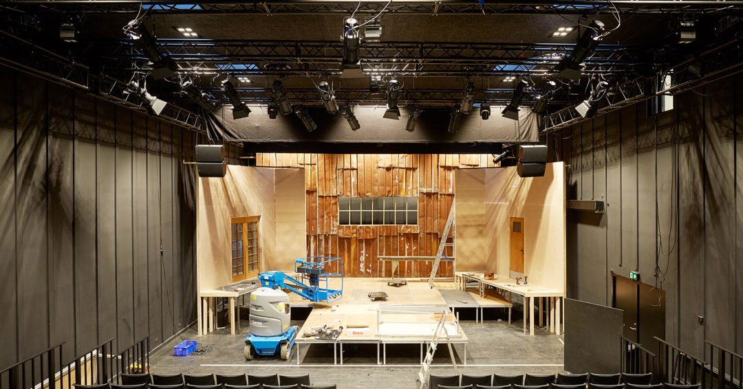 Gute Akustik im Theater und Kulturhaus | Troldtekt